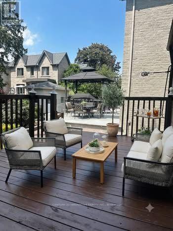 Main - 240 Parkview Hill Crescent, Toronto, Ontario  M4B 1S3 - Photo 18 - E13809328