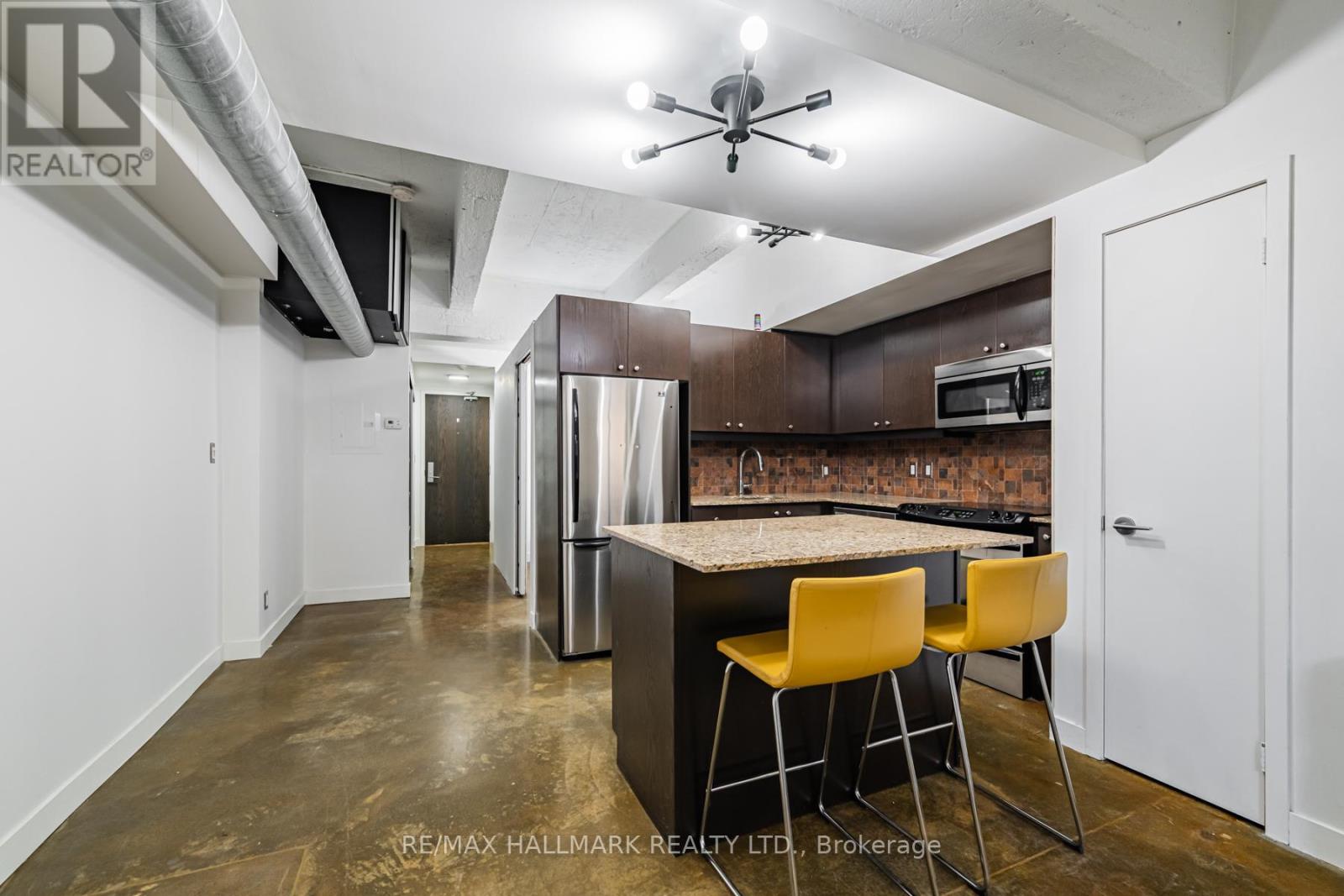 L06 - 201 Carlaw Avenue, Toronto, Ontario  M4M 2S3 - Photo 3 - E13809340