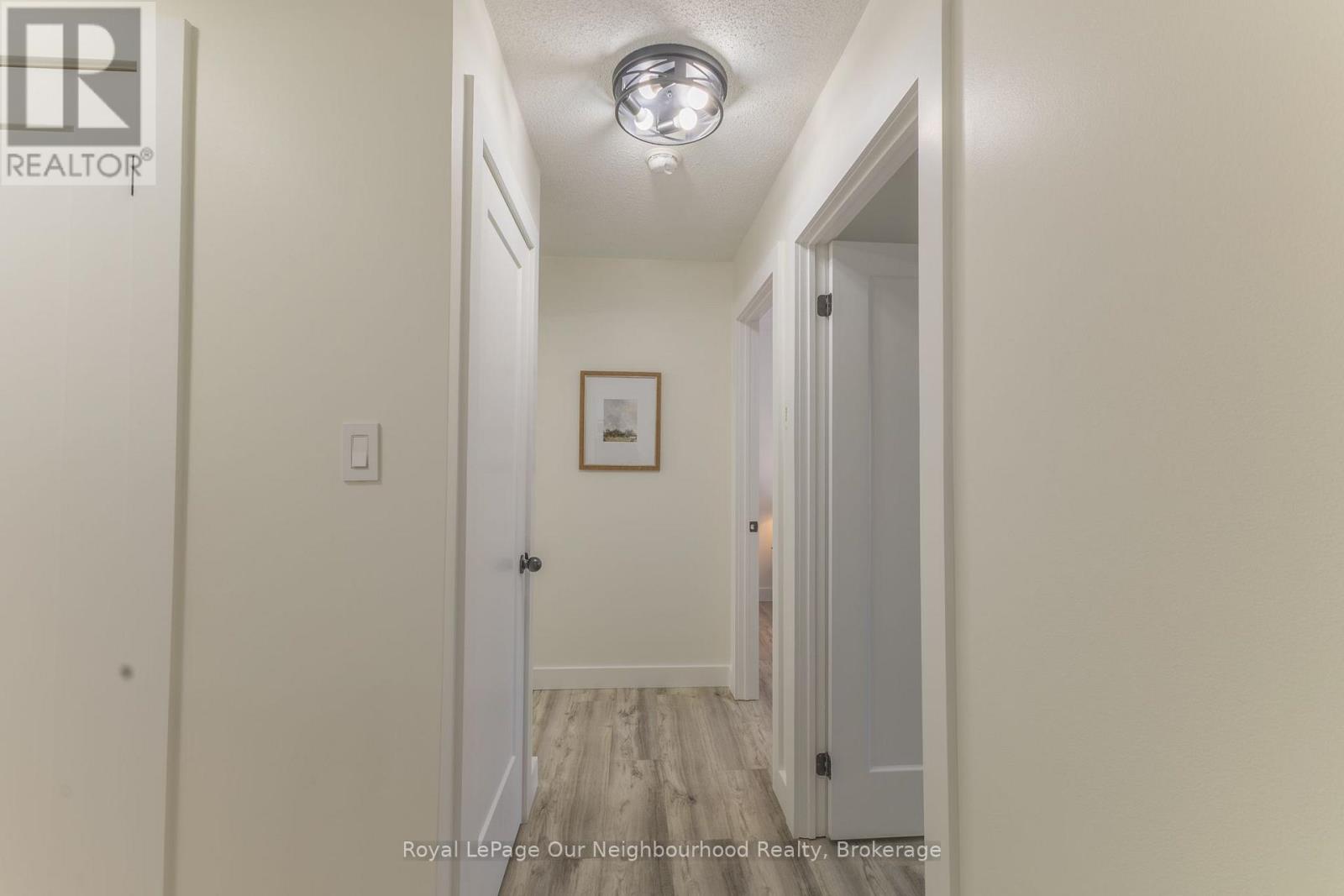 203 - 106 Aspen Springs Drive, Clarington, Ontario  L1C 5N7 - Photo 11 - E13809360