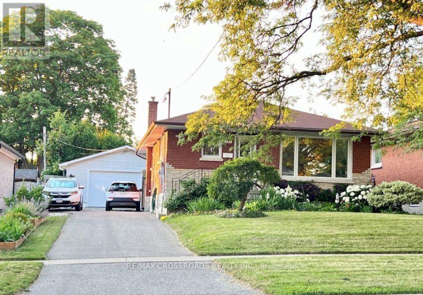 636 SHAKESPEARE AVENUE, Oshawa, Ontario