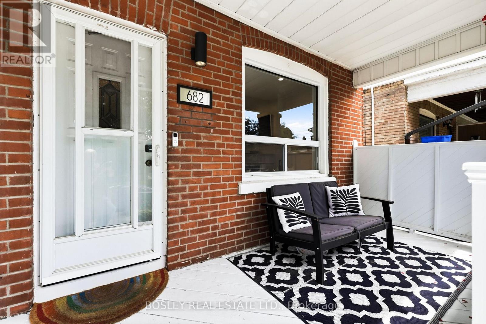 682 Milverton Boulevard, Toronto, Ontario  M4C 1X9 - Photo 2 - E13809448