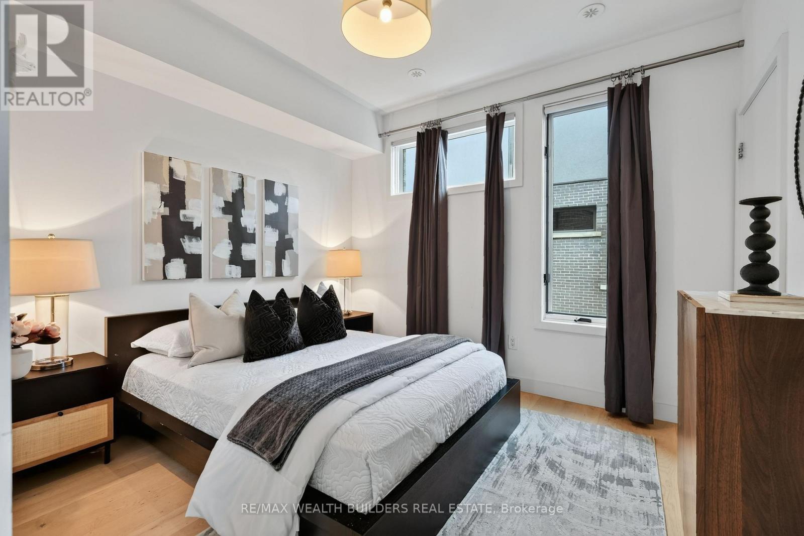Th-07 - 837 Broadview Avenue, Toronto, Ontario  M4K 2P9 - Photo 16 - E13809466