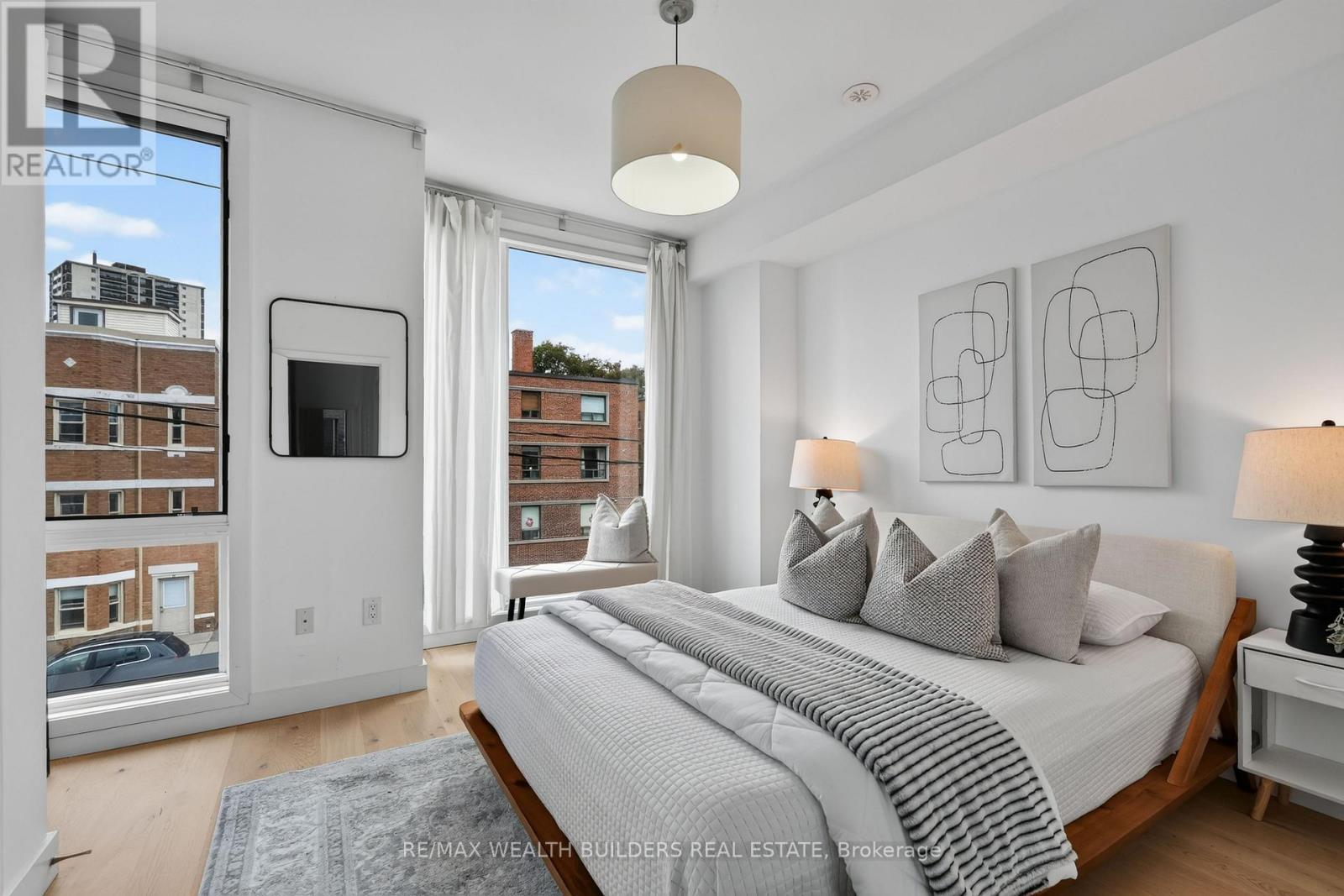 Th-07 - 837 Broadview Avenue, Toronto, Ontario  M4K 2P9 - Photo 19 - E13809466