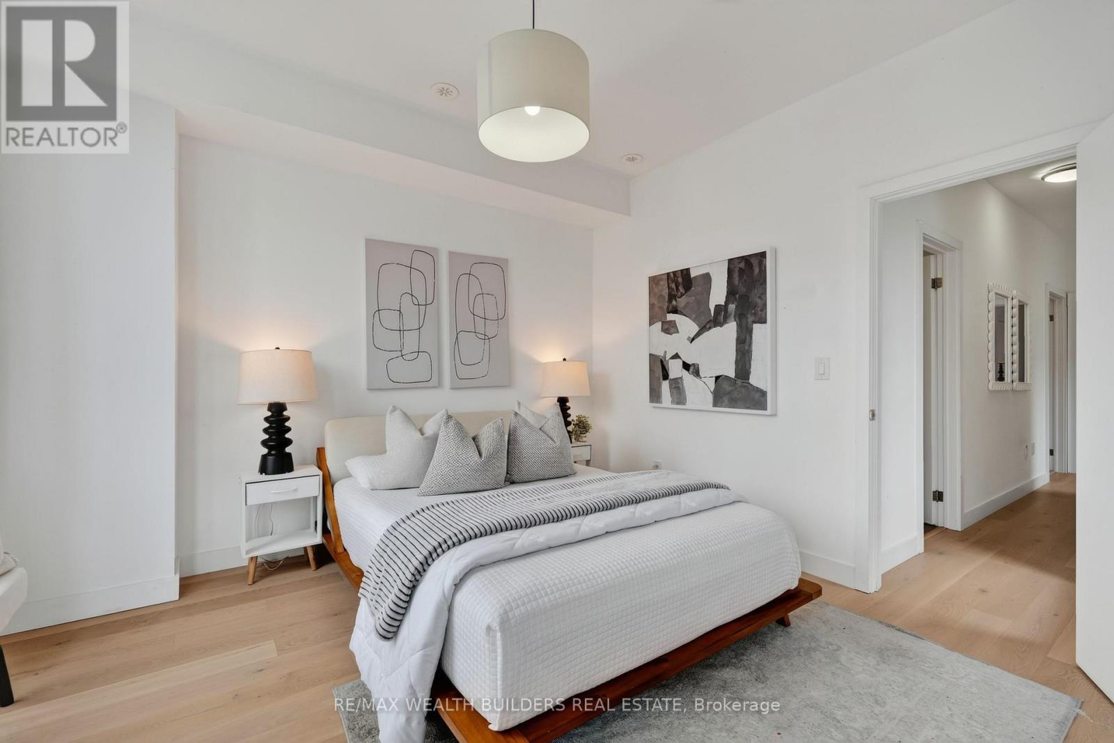 Th-07 - 837 Broadview Avenue, Toronto, Ontario  M4K 2P9 - Photo 20 - E13809466