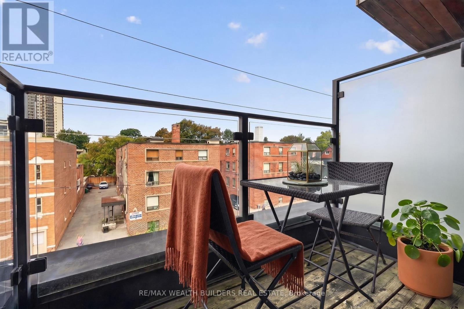 Th-07 - 837 Broadview Avenue, Toronto, Ontario  M4K 2P9 - Photo 29 - E13809466