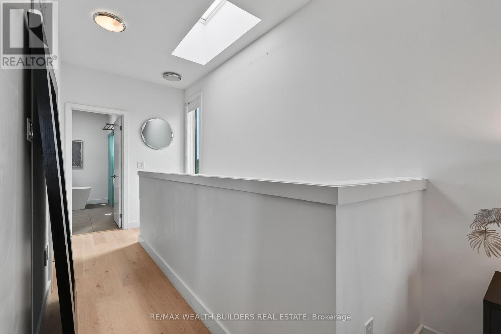 Th-07 - 837 Broadview Avenue, Toronto, Ontario  M4K 2P9 - Photo 30 - E13809466