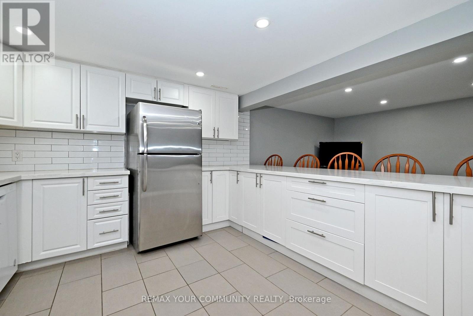 14 Misthollow Square, Toronto, Ontario  M1E 4P4 - Photo 23 - E13809528