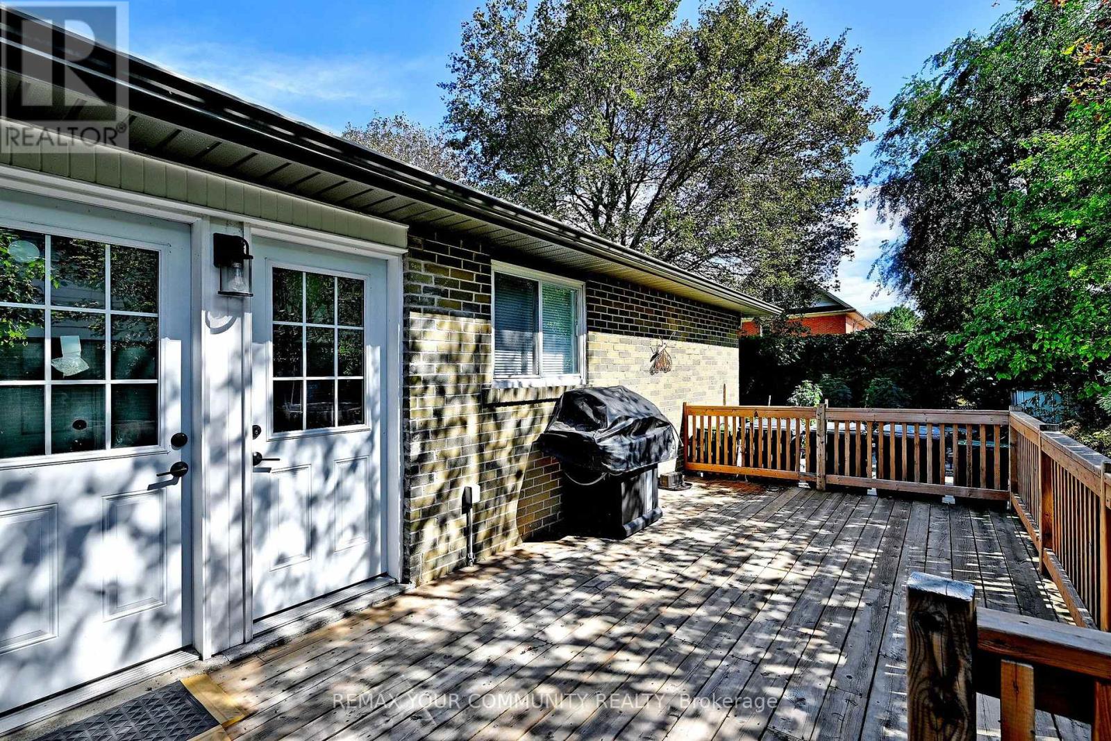 14 Misthollow Square, Toronto, Ontario  M1E 4P4 - Photo 7 - E13809528