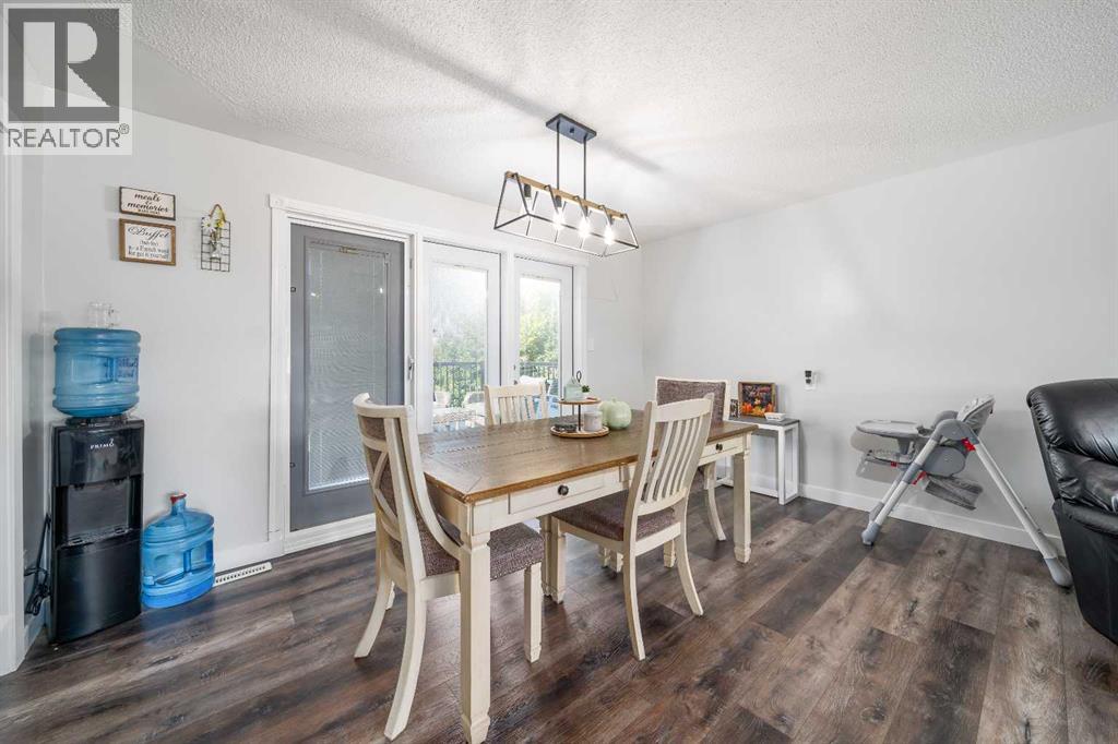 25 Fairway Crescent