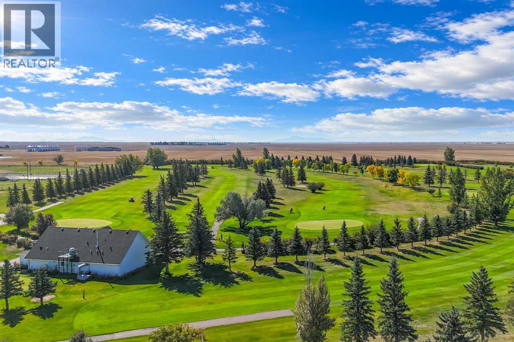 25 Fairway Crescent