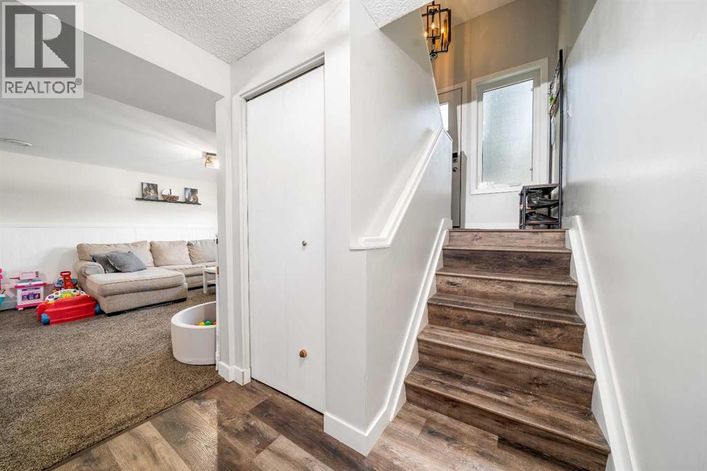 25 Fairway Crescent