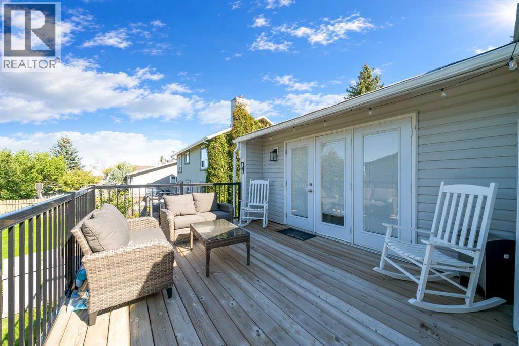 25 Fairway Crescent