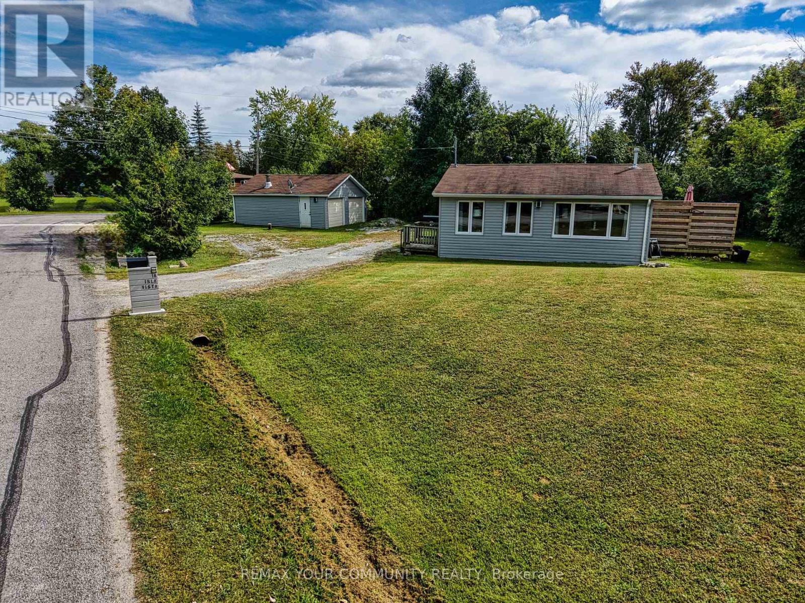 18 Isle Vista Drive, Georgina, Ontario  L0E 1N0 - Photo 2 - N13809226