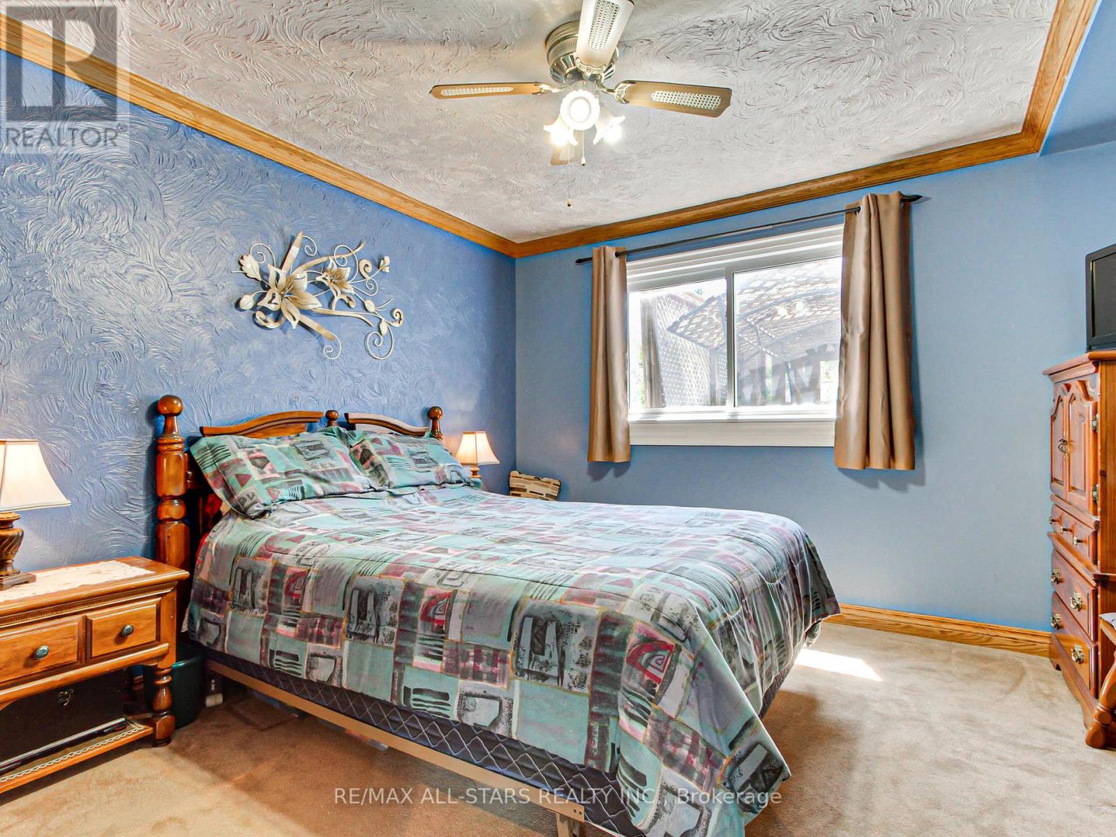 397 Winnifred Drive, Georgina, Ontario  L4P 3B6 - Photo 16 - N13809262