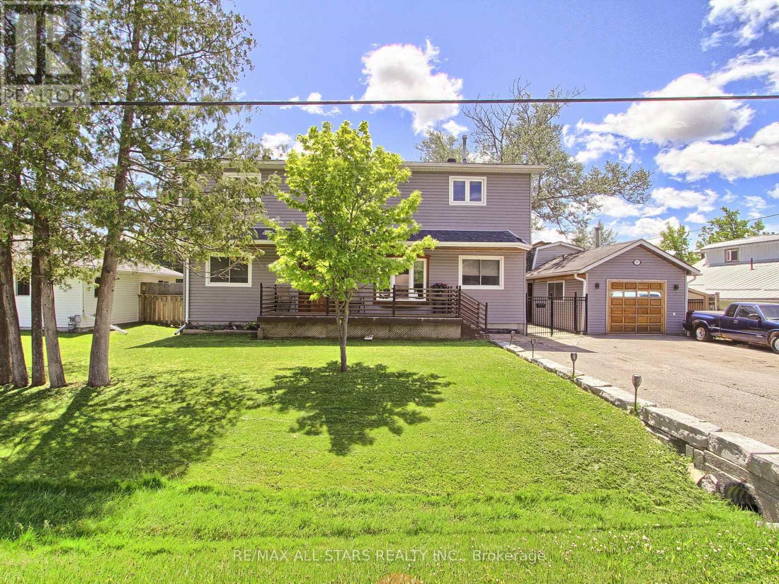 397 Winnifred Drive, Georgina, Ontario  L4P 3B6 - Photo 2 - N13809262
