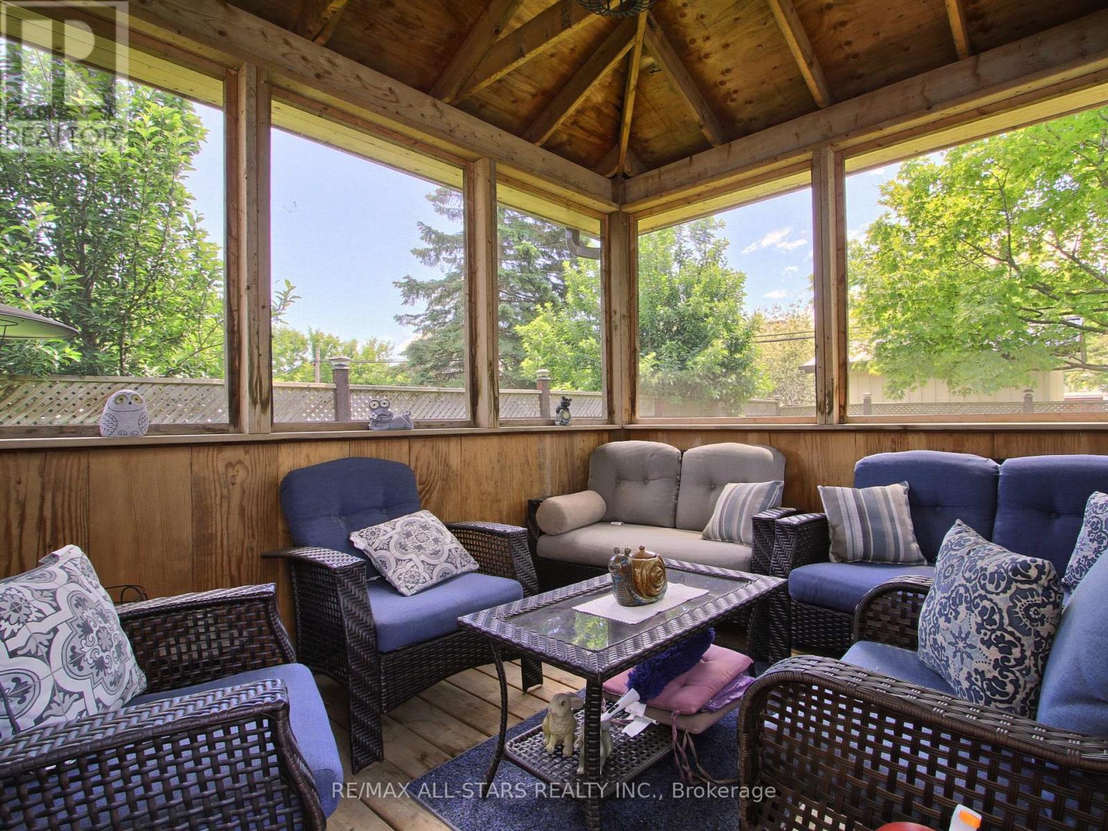 397 Winnifred Drive, Georgina, Ontario  L4P 3B6 - Photo 43 - N13809262