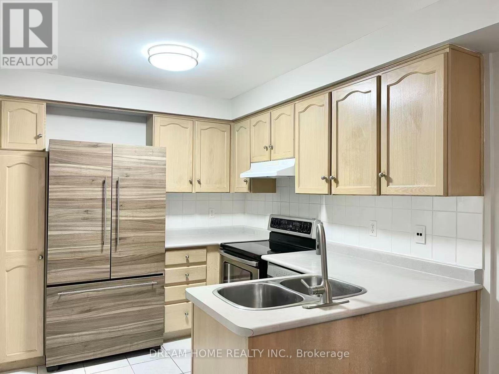 137 Kimono Crescent, Richmond Hill, Ontario  L4S 2A5 - Photo 5 - N13809274
