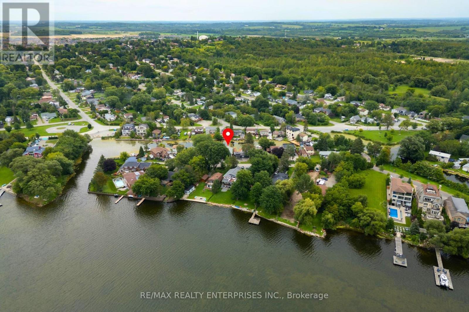 35 SHIRLEA BOULEVARD Georgina (Keswick South) Ontario Canada L4P1L1 3