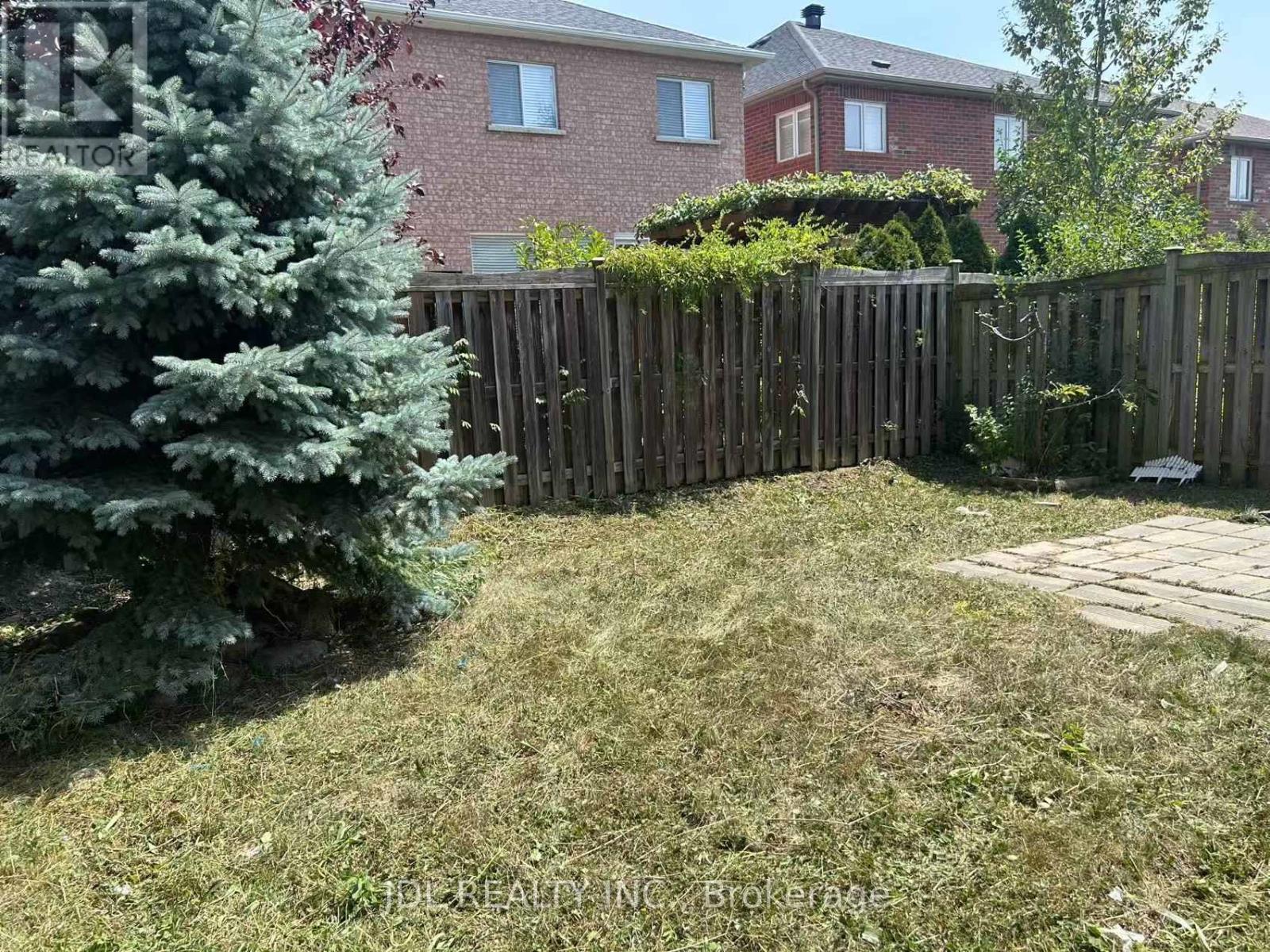 15 Maffey Crescent, Richmond Hill (Westbrook), Ontario  L4S 0A9 - Photo 9 - N13809426