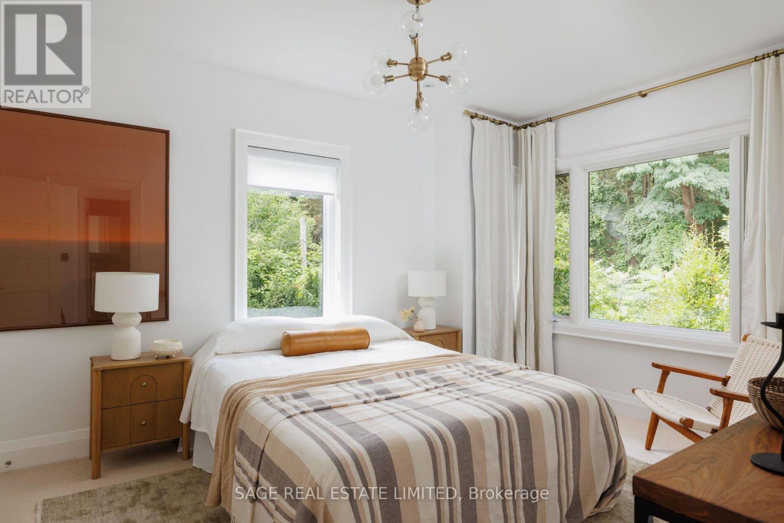 32 Edgewood Crescent, Toronto, Ontario  M4W 3A9 - Photo 24 - C13809074