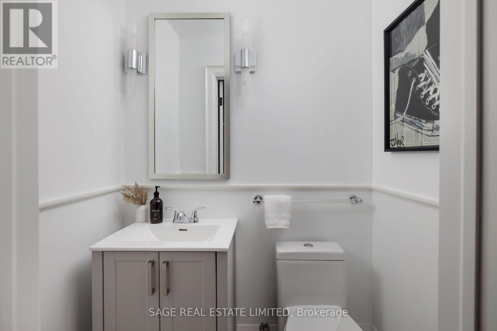32 Edgewood Crescent, Toronto, Ontario  M4W 3A9 - Photo 42 - C13809074