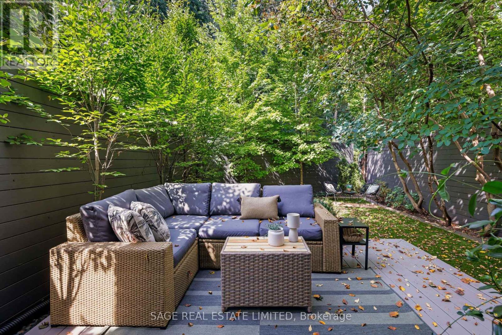 32 Edgewood Crescent, Toronto, Ontario  M4W 3A9 - Photo 45 - C13809074