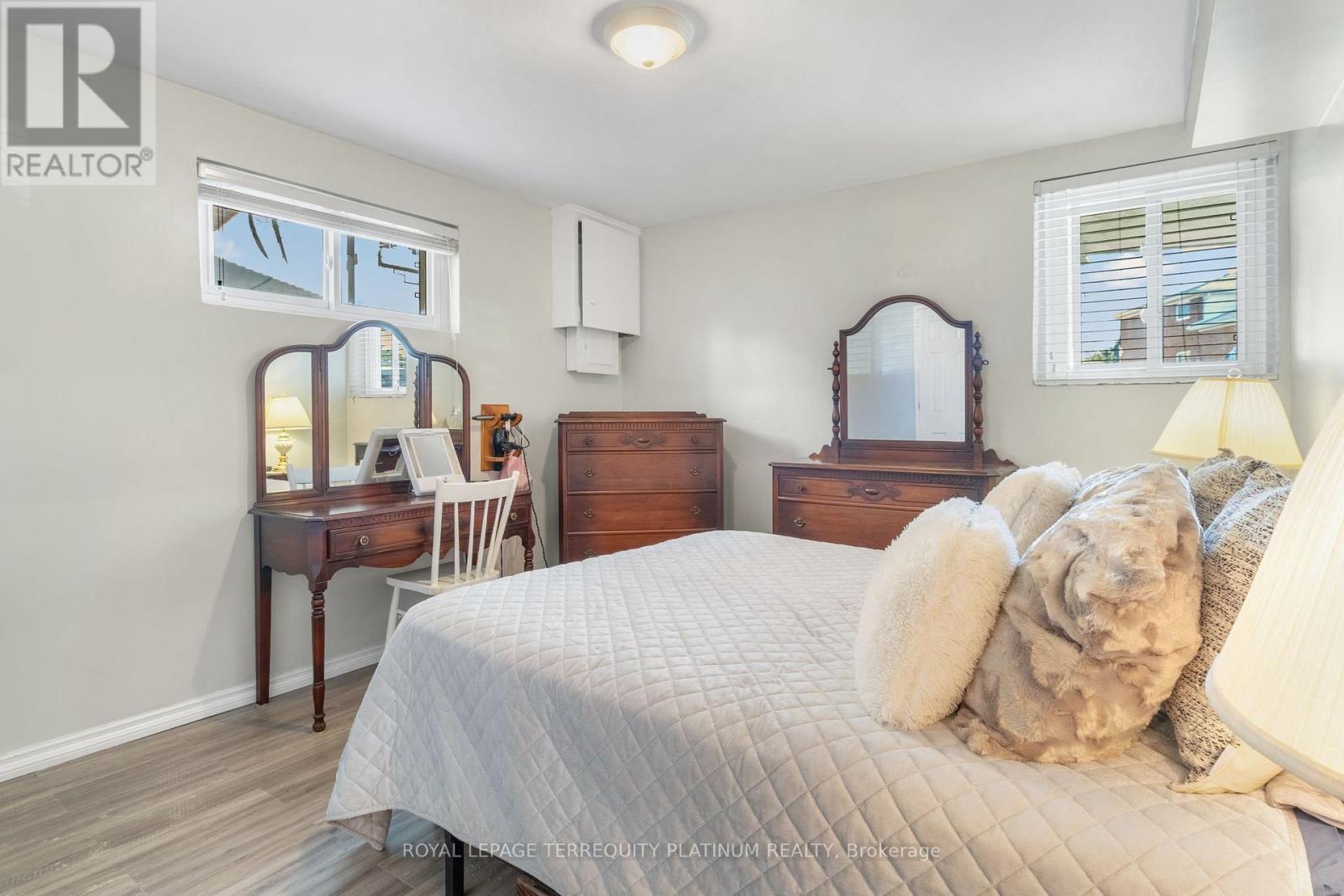 32 Buckland Road, Toronto, Ontario  M3L 1W1 - Photo 35 - W13809290