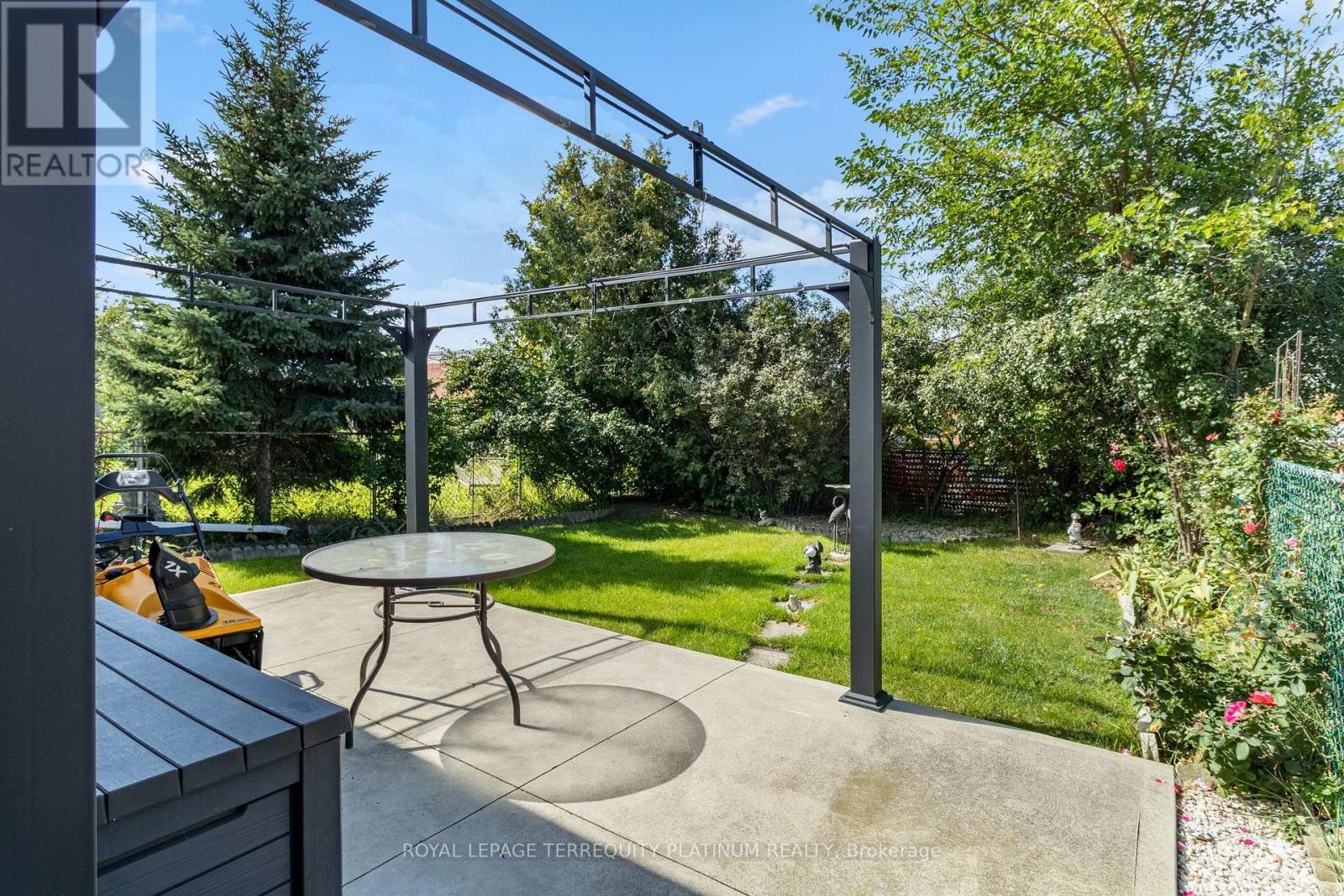 32 Buckland Road, Toronto, Ontario  M3L 1W1 - Photo 37 - W13809290