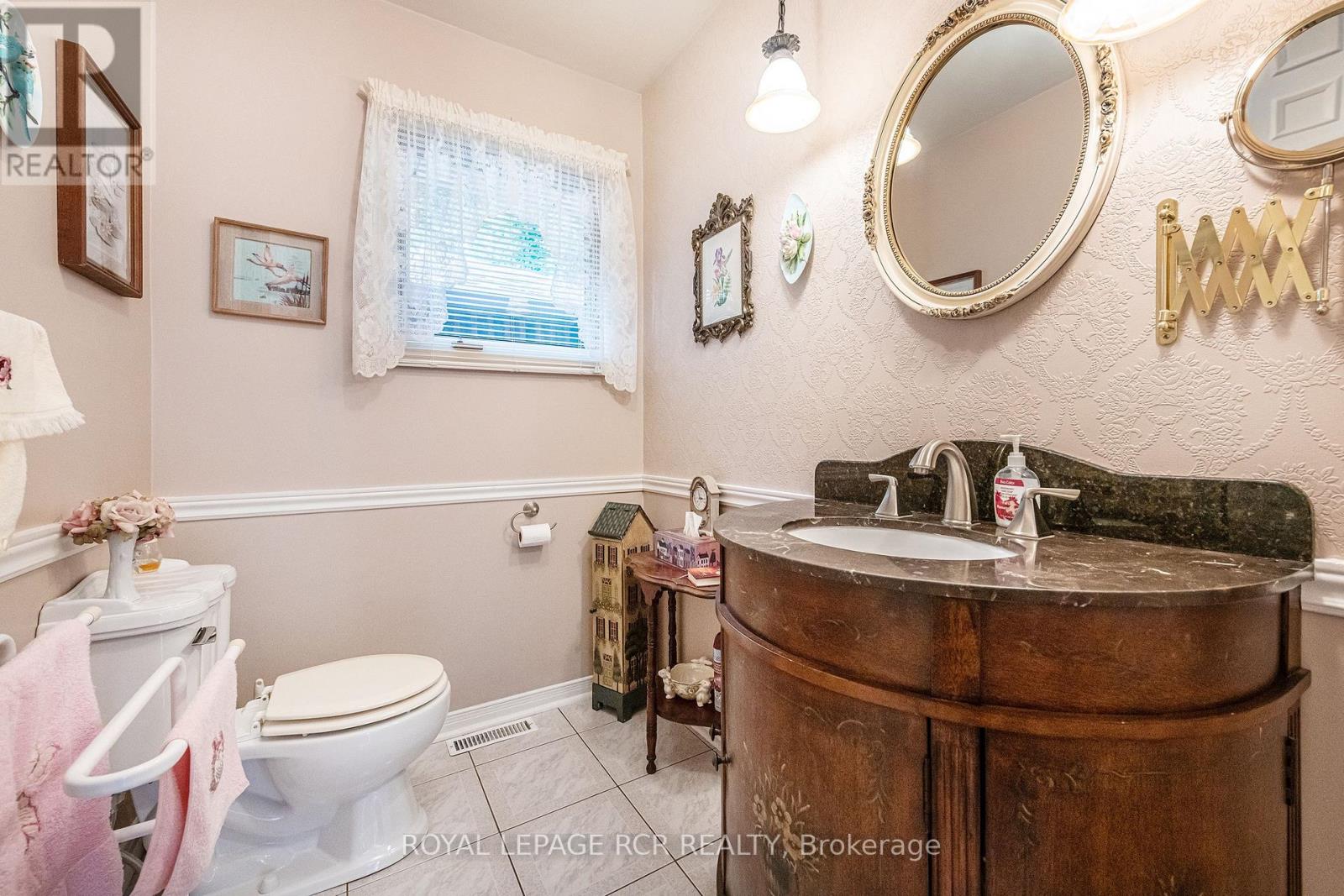 217 Oakwood Crescent, Orangeville, Ontario  L9W 4N1 - Photo 29 - W13809324