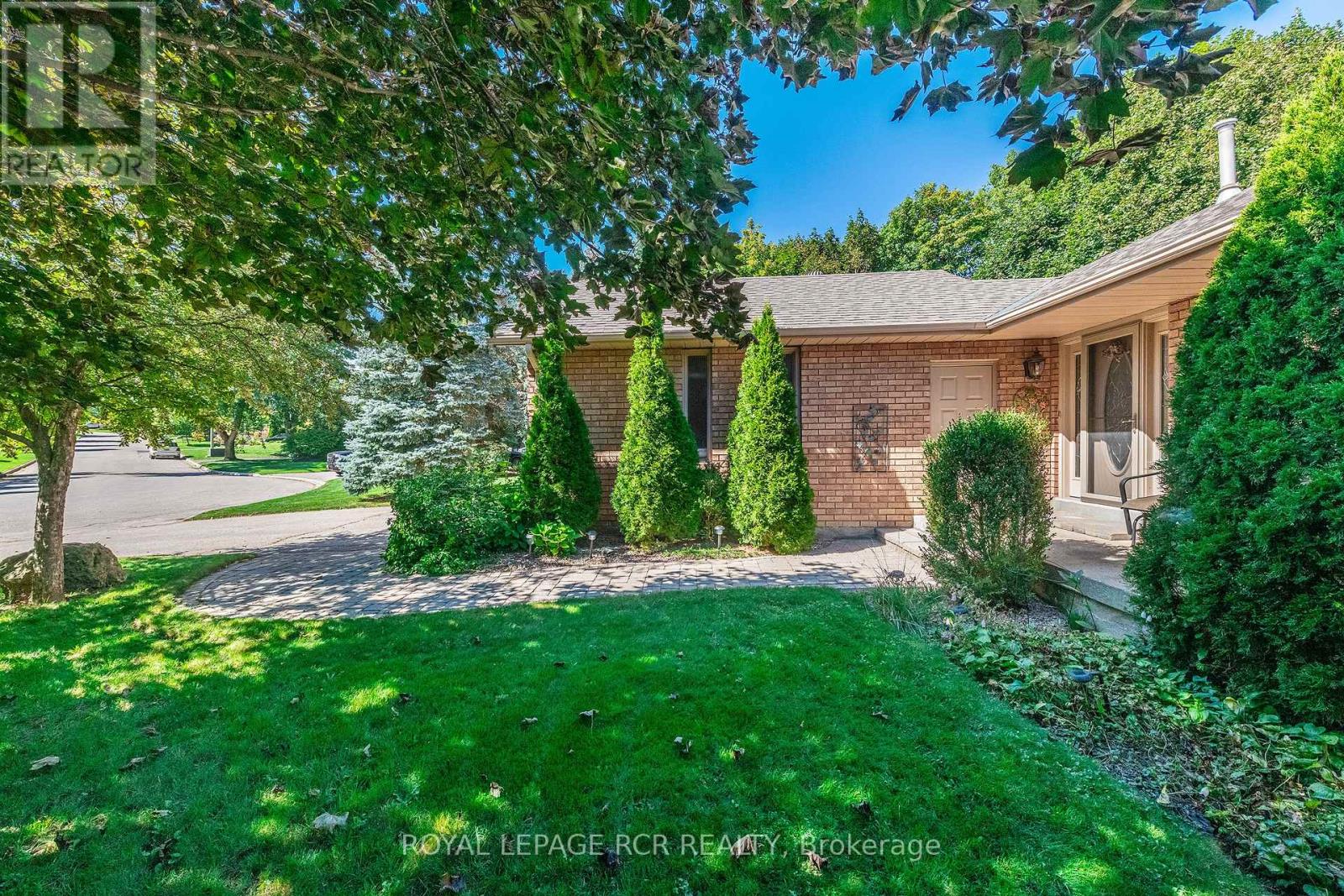 217 Oakwood Crescent, Orangeville, Ontario  L9W 4N1 - Photo 3 - W13809324