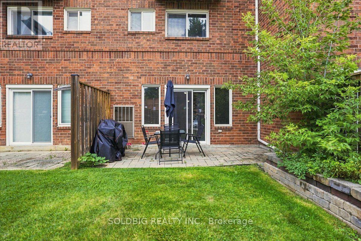 78 - 78 Stewart Maclaren Road, Halton Hills, Ontario L7G 5L9 - Photo 14 - W13809326
