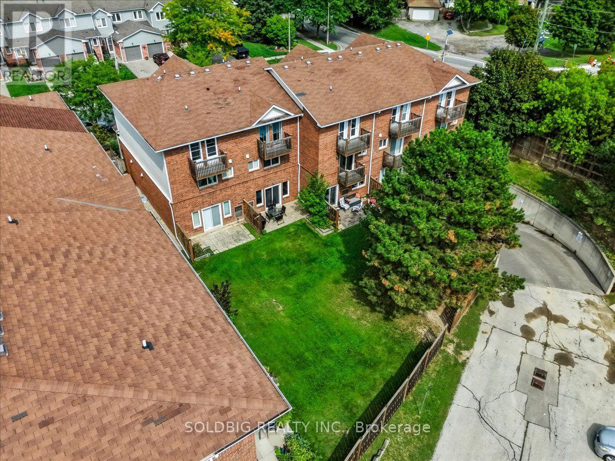 78 - 78 Stewart Maclaren Road, Halton Hills, Ontario L7G 5L9 - Photo 17 - W13809326