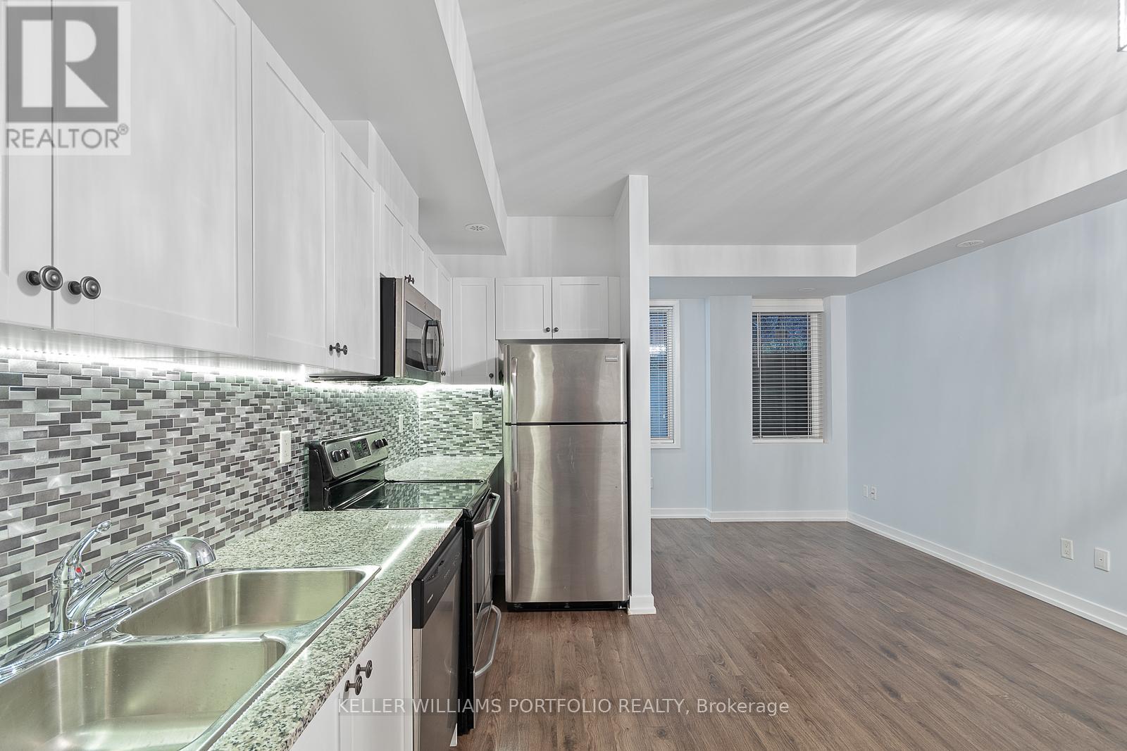 10 - 869 Wilson Avenue, Toronto, Ontario  M3K 0A4 - Photo 11 - W13809352