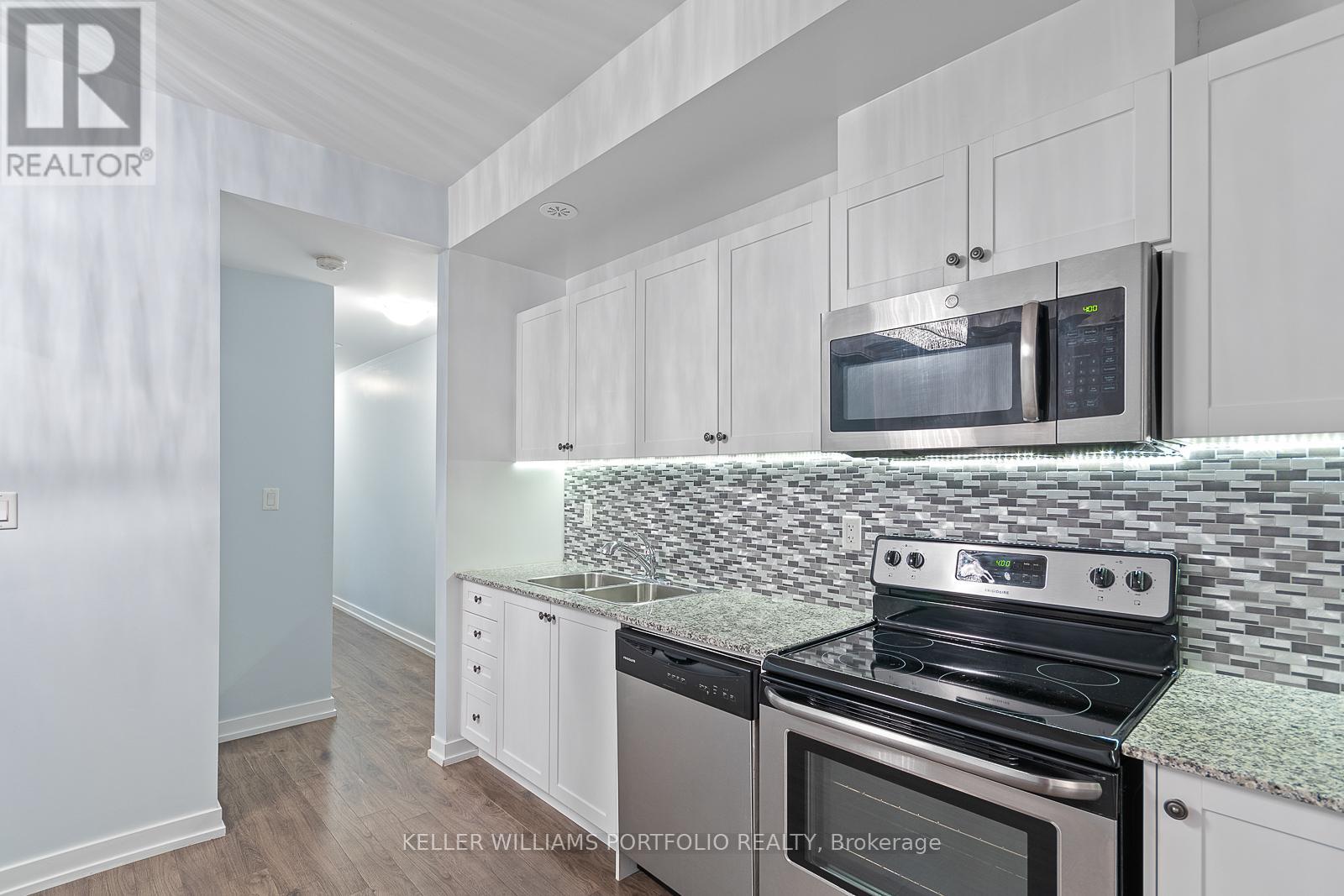 10 - 869 Wilson Avenue, Toronto, Ontario  M3K 0A4 - Photo 12 - W13809352