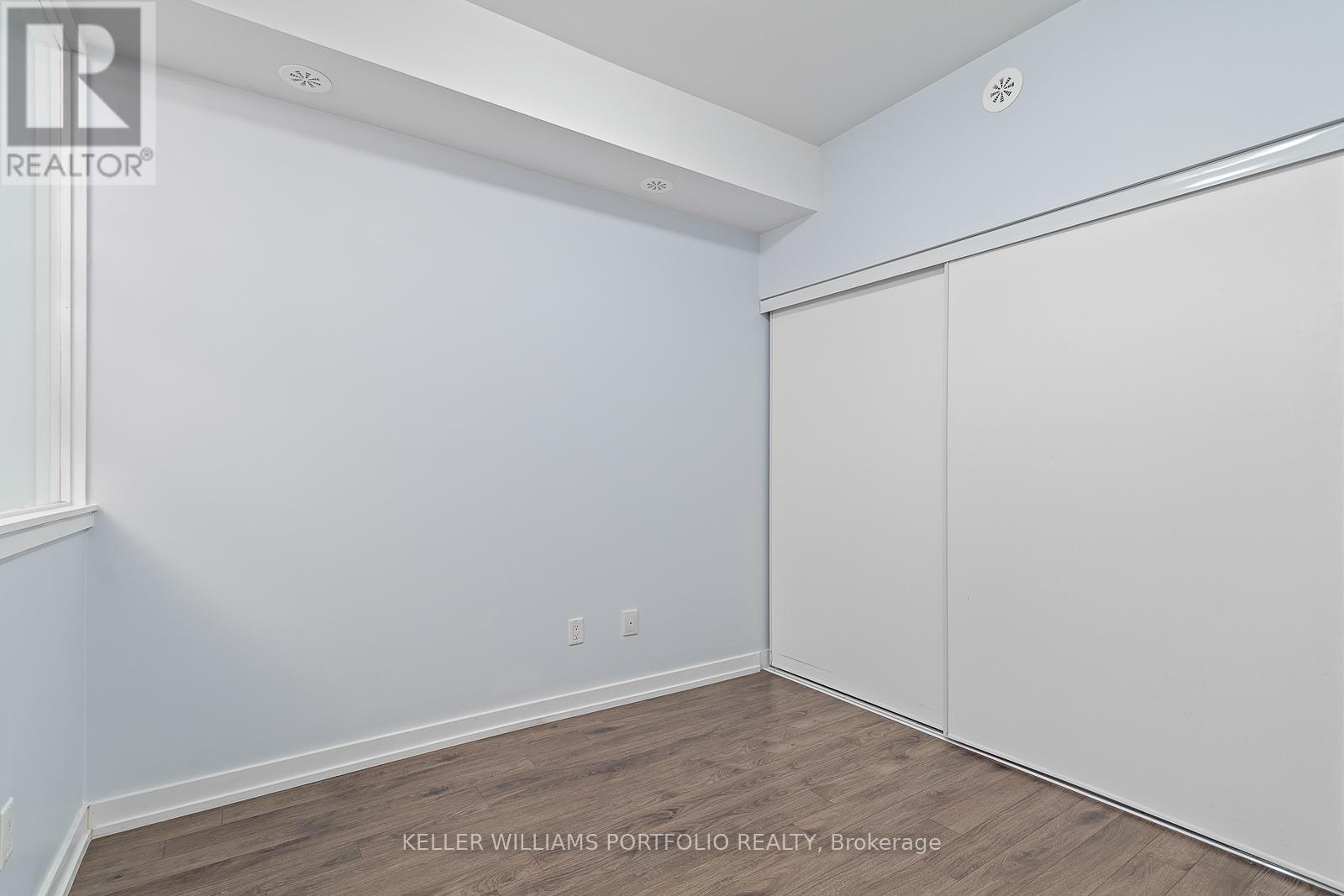 10 - 869 Wilson Avenue, Toronto, Ontario  M3K 0A4 - Photo 14 - W13809352