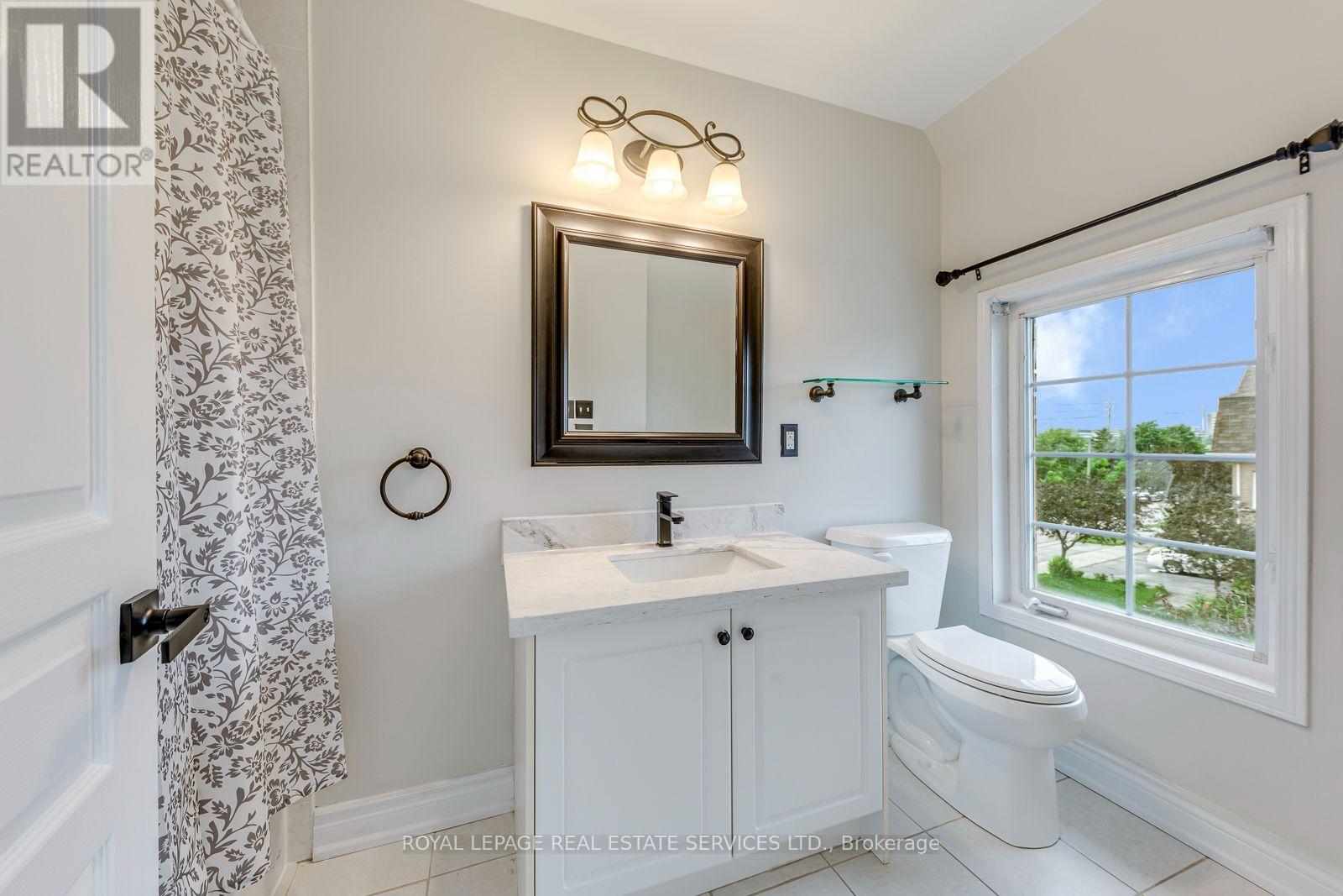 2418 Adamvale Crescent, Oakville, Ontario  L6M 0E1 - Photo 28 - W13809410