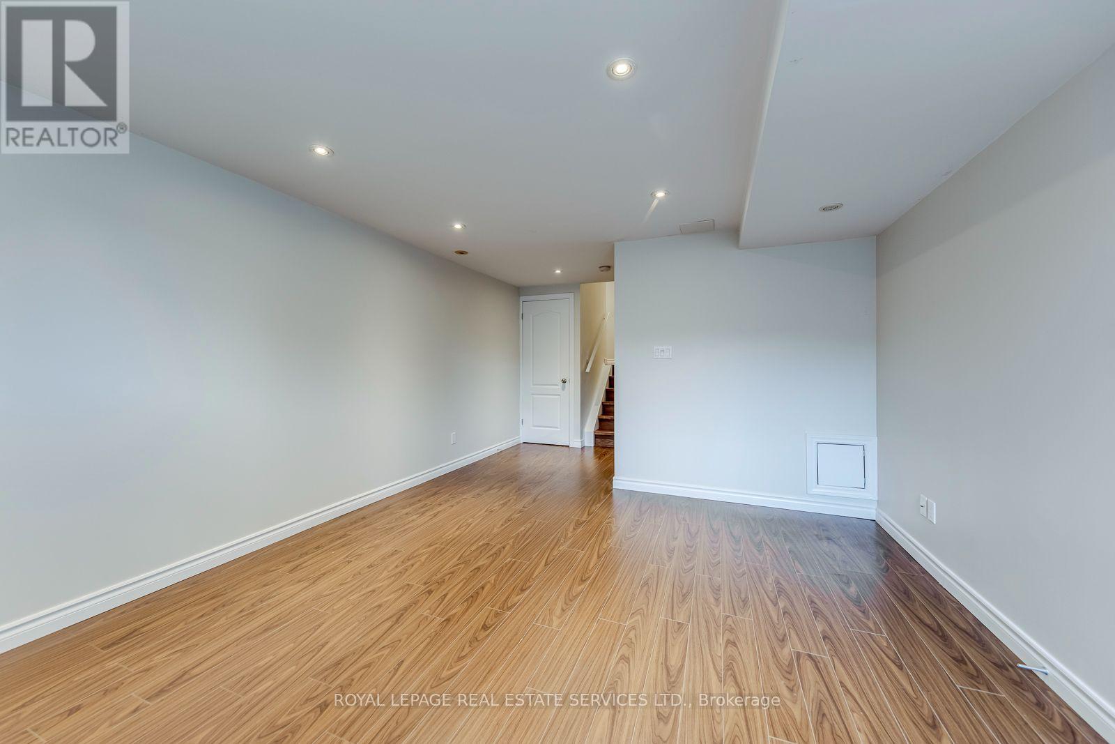 2418 Adamvale Crescent, Oakville, Ontario  L6M 0E1 - Photo 39 - W13809410