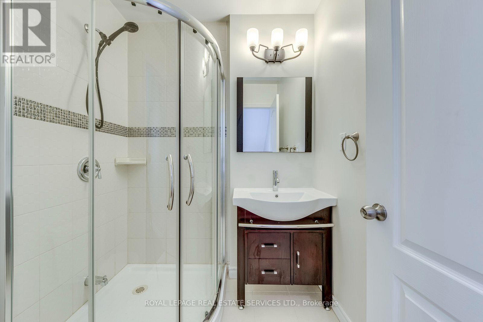 2418 Adamvale Crescent, Oakville, Ontario  L6M 0E1 - Photo 41 - W13809410