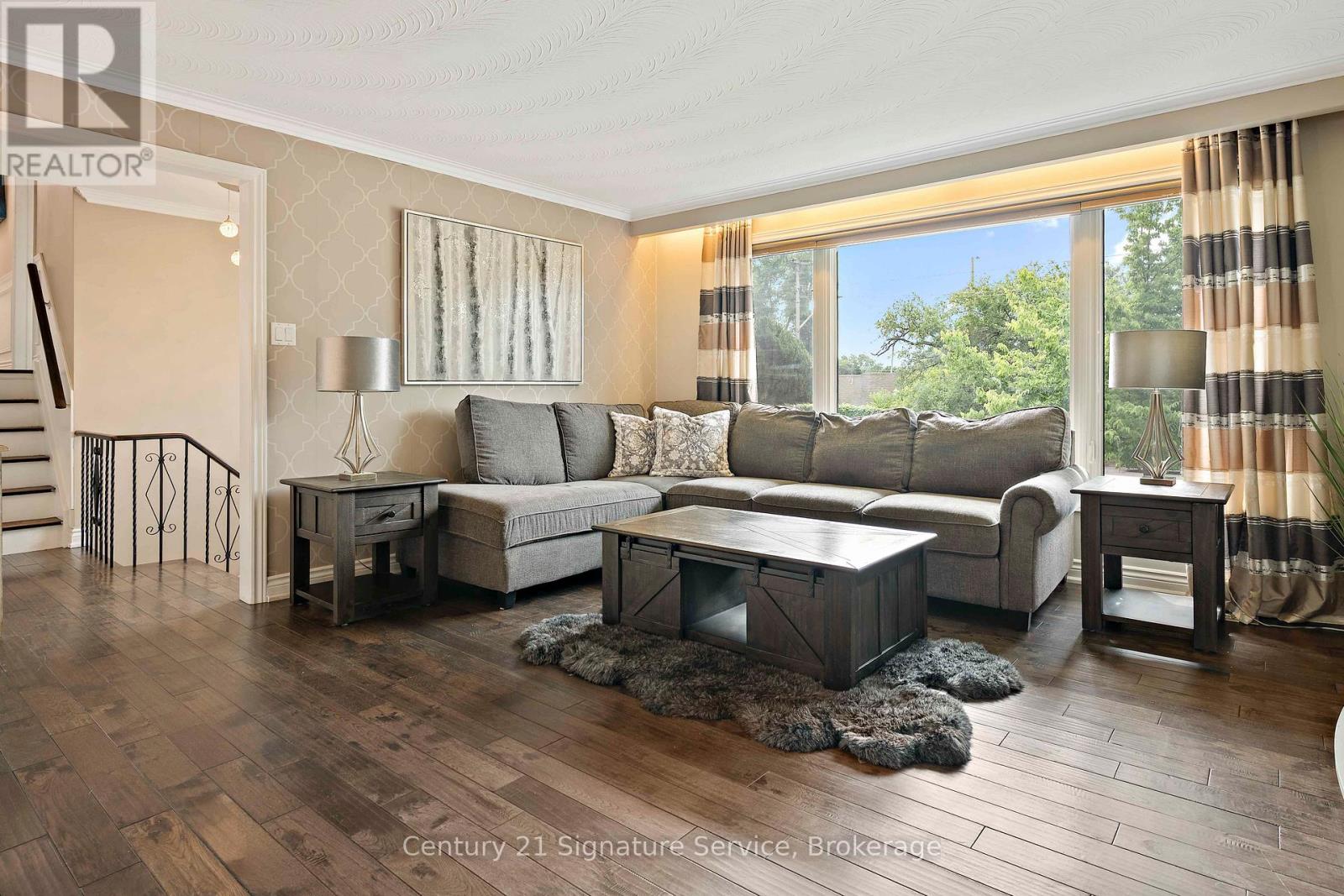 1563 Brentano Boulevard, Mississauga, Ontario  L4X 1A5 - Photo 6 - W13809504