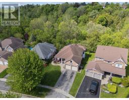 1028 HIGHBROOKE COURT, Oshawa, Ontario