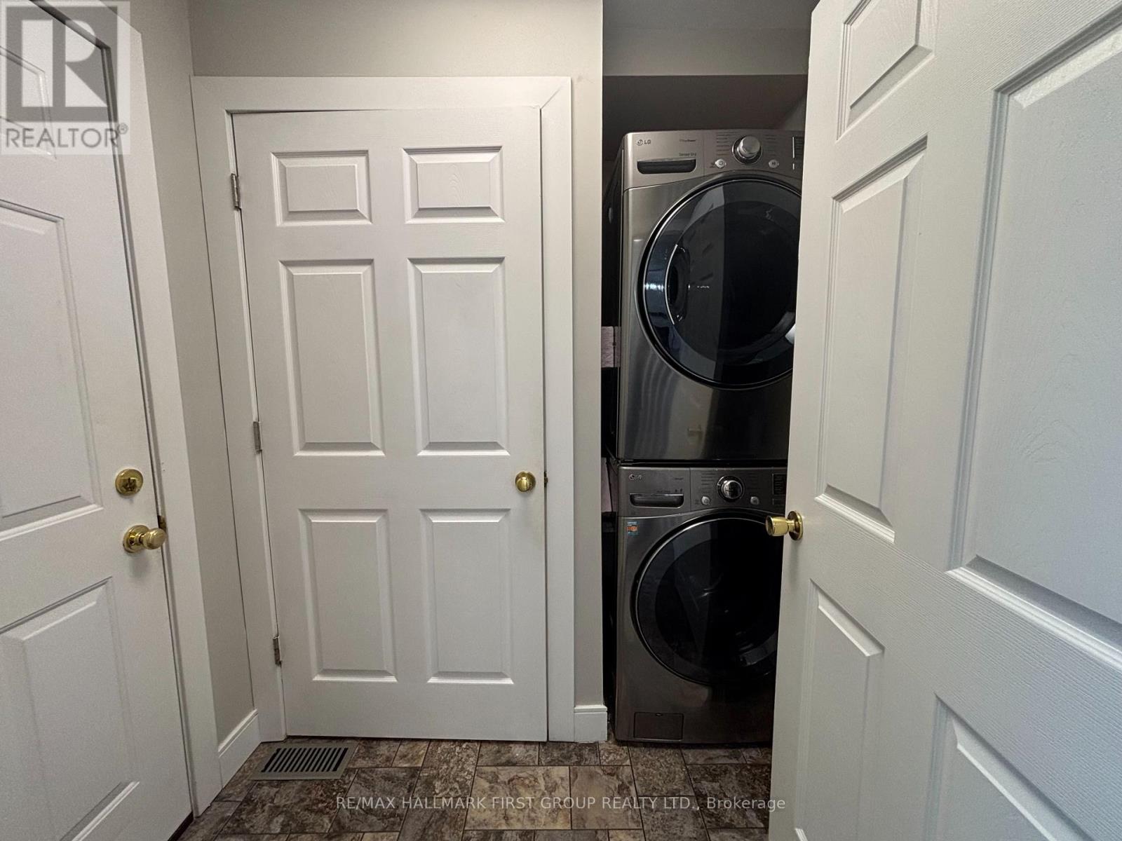 #lower - 640 Pinewood Drive, Peterborough, Ontario  K9K 1L2 - Photo 9 - X13809348
