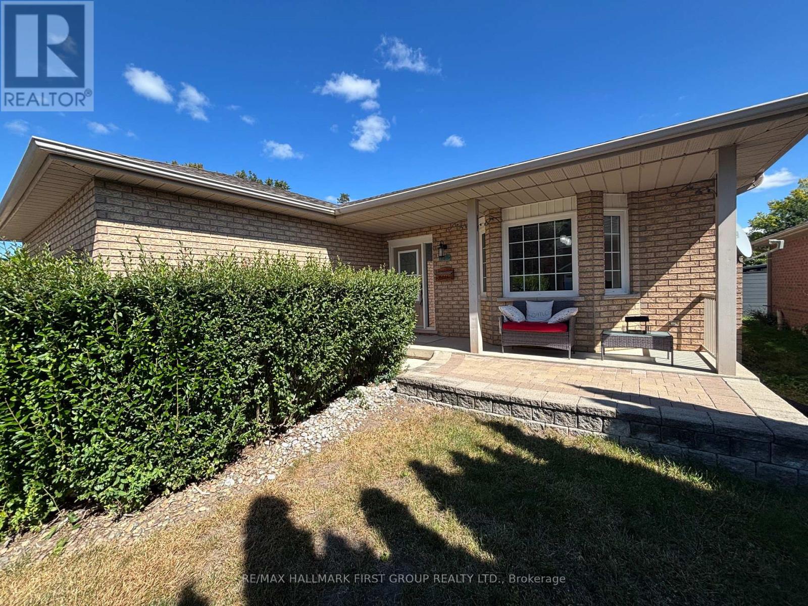 #upper - 640 Pinewood Drive, Peterborough, Ontario  K9K 1L2 - Photo 6 - X13809362