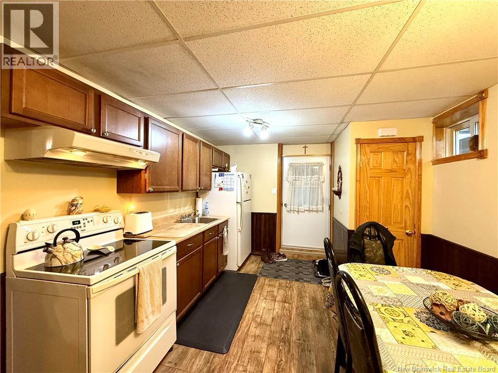 125 42e Avenue, Edmundston, New Brunswick  E3V 2Z5 - Photo 25 - NB148237