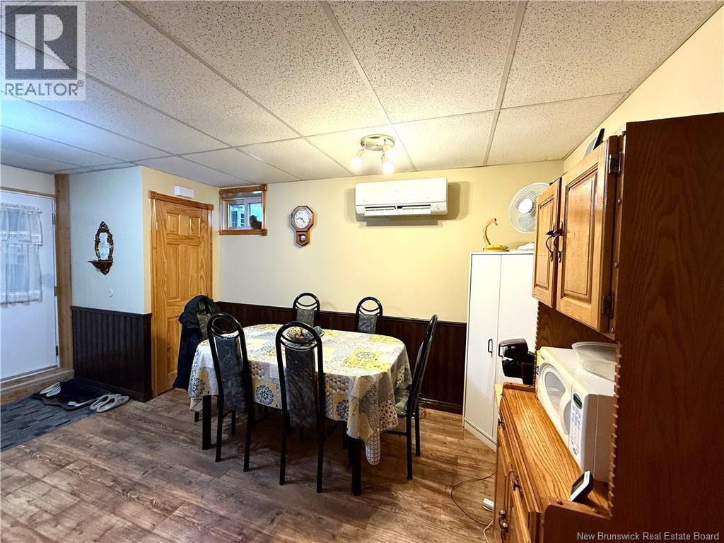 125 42e Avenue, Edmundston, New Brunswick  E3V 2Z5 - Photo 27 - NB148237