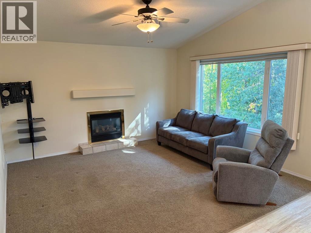 94 Fairmont Garden Road S, Lethbridge, Alberta  T1K 7L2 - Photo 12 - A2337246