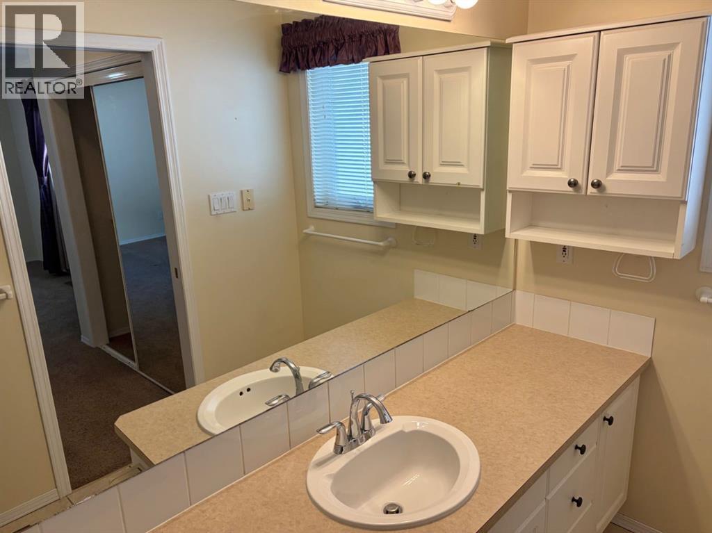 94 Fairmont Garden Road S, Lethbridge, Alberta  T1K 7L2 - Photo 19 - A2337246