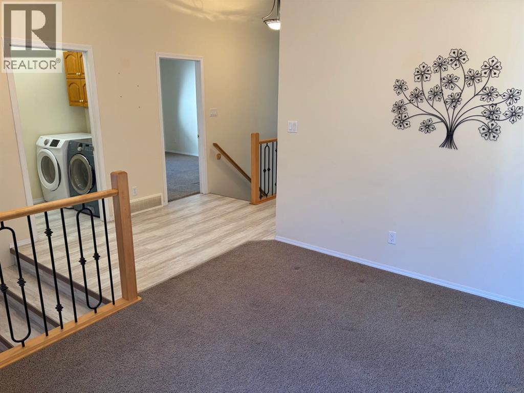 94 Fairmont Garden Road S, Lethbridge, Alberta  T1K 7L2 - Photo 5 - A2337246