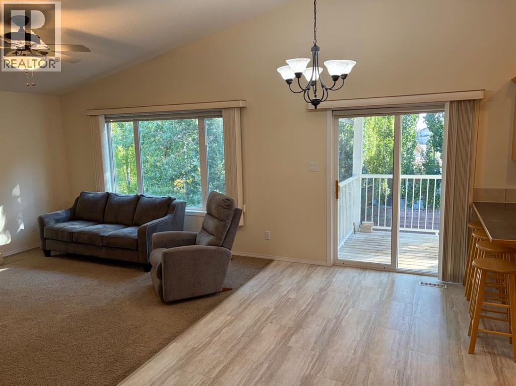 94 Fairmont Garden Road S, Lethbridge, Alberta  T1K 7L2 - Photo 8 - A2337246