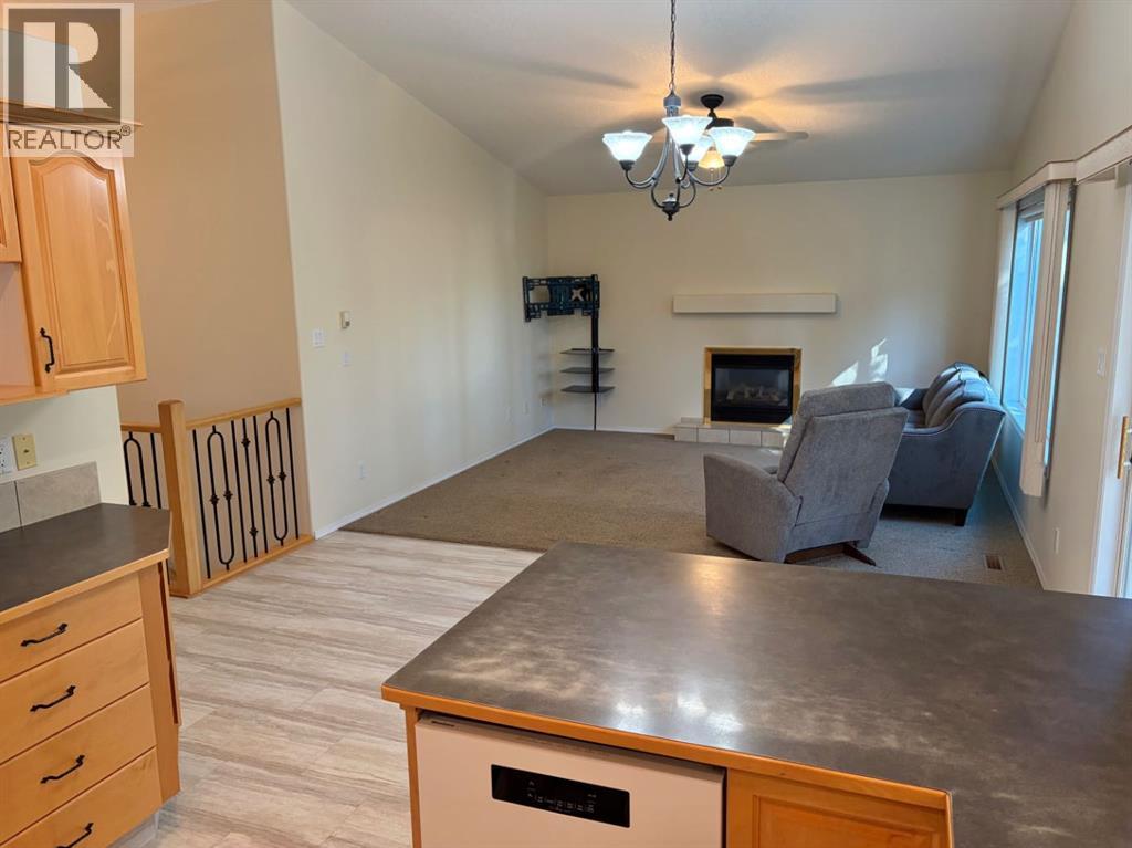 94 Fairmont Garden Road S, Lethbridge, Alberta  T1K 7L2 - Photo 10 - A2337246