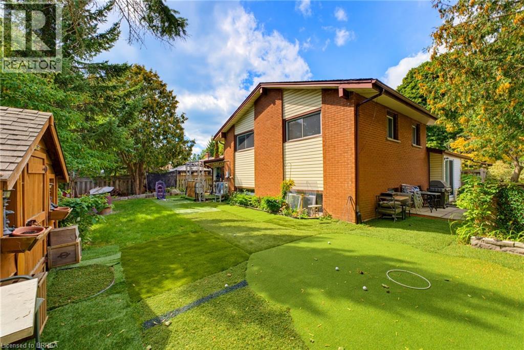 11 Redwood Road, Brantford, Ontario  N3R 3M2 - Photo 20 - 40861660